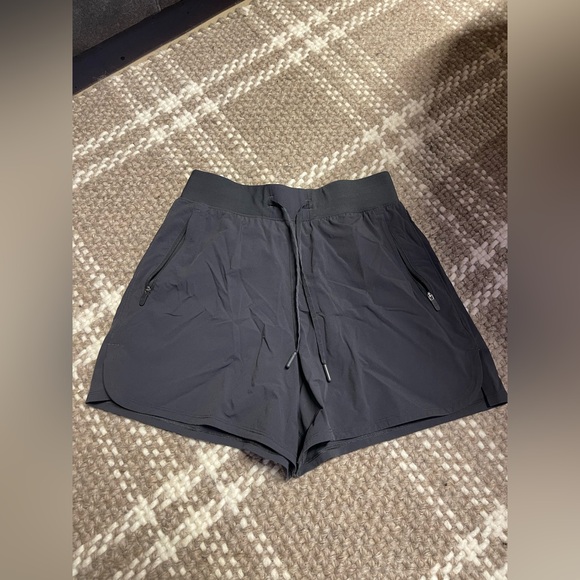 Lululemon shorts - Picture 1 of 4